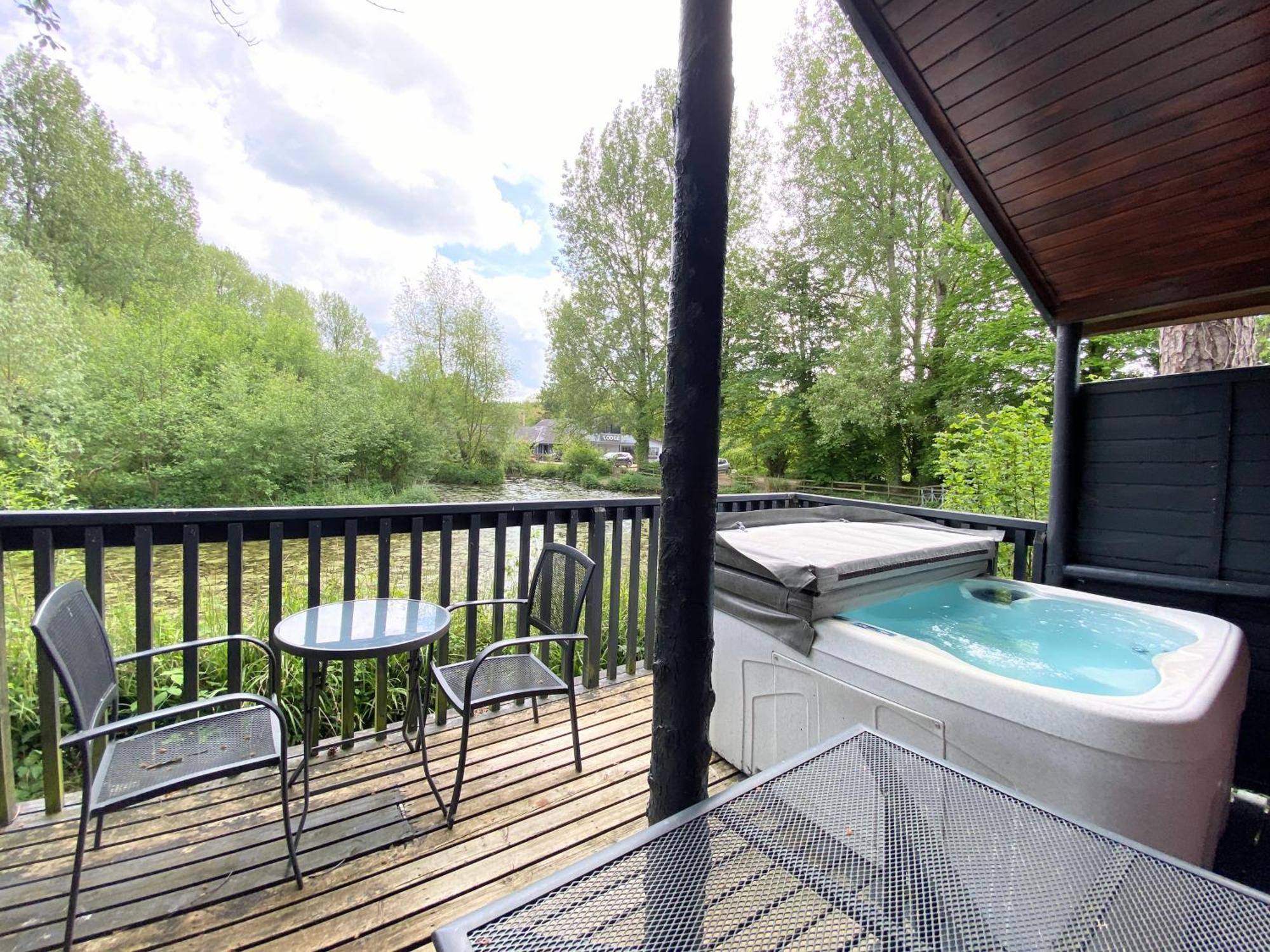 Otter 4 Hot Tub - Huntersmoon-Warminster-Bath-Salisbury Villa Kültér fotó